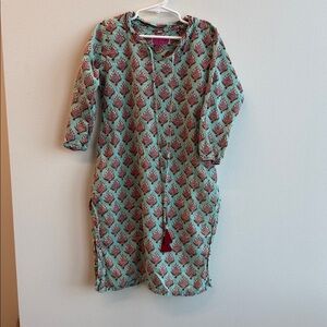 Block Pattern Tunic w Red and Green Flower Pattern